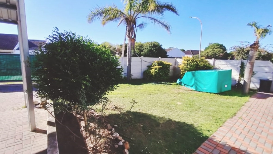 2 Bedroom Property for Sale in Aston Bay Eastern Cape